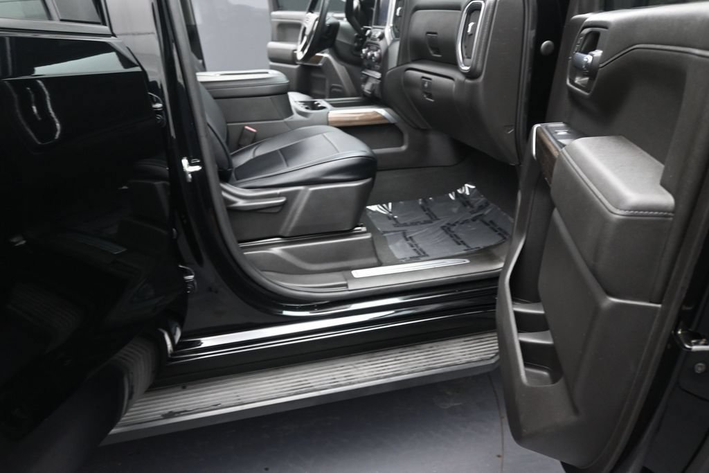 Used 2021 Chevrolet Silverado 1500 LT Trail Boss AWD/4WD image 14