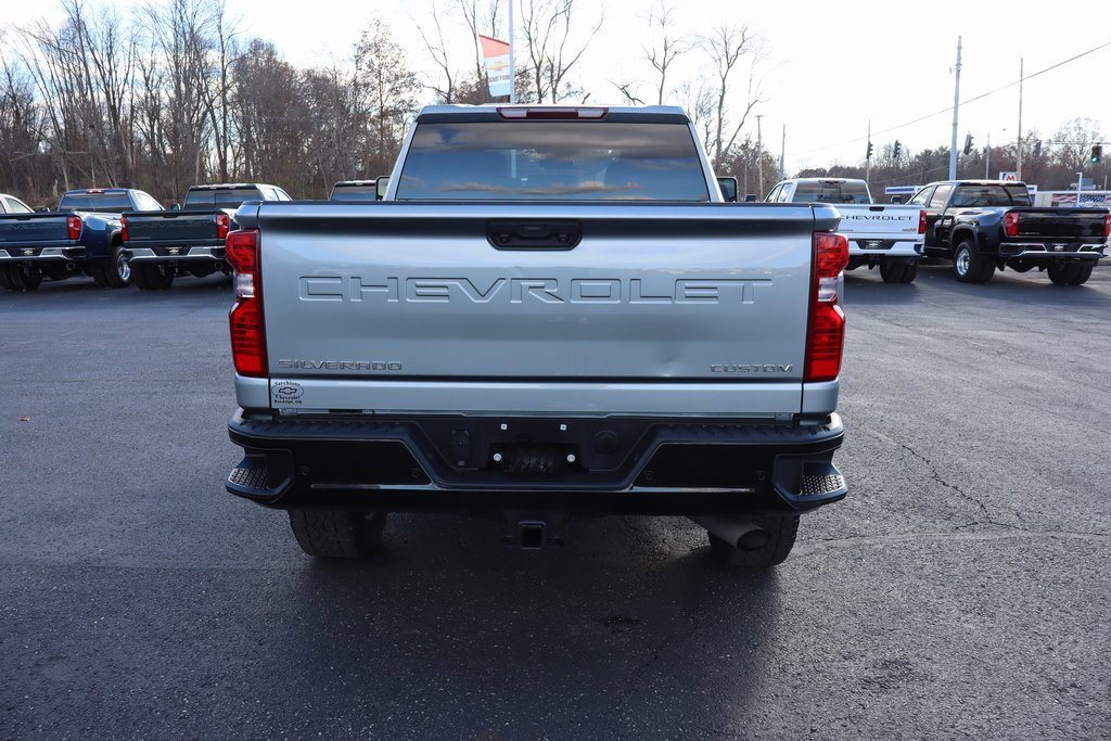 Used 2024 Chevrolet Silverado 2500 Custom w/ Custom Value Package image 28