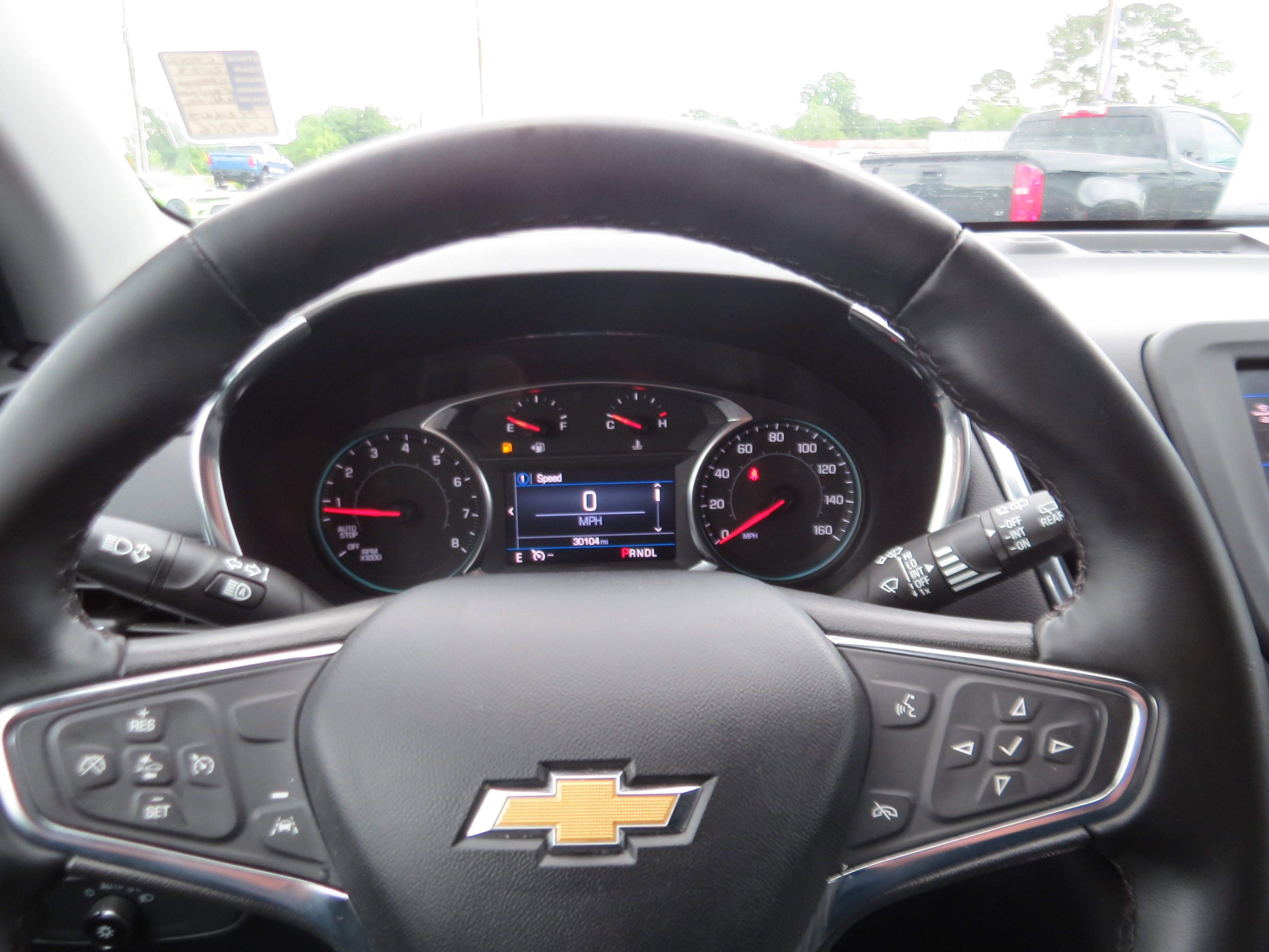 Used 2023 Chevrolet Equinox LT FWD image 19