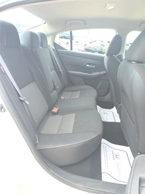 Used 2022 Nissan Sentra SV image 11