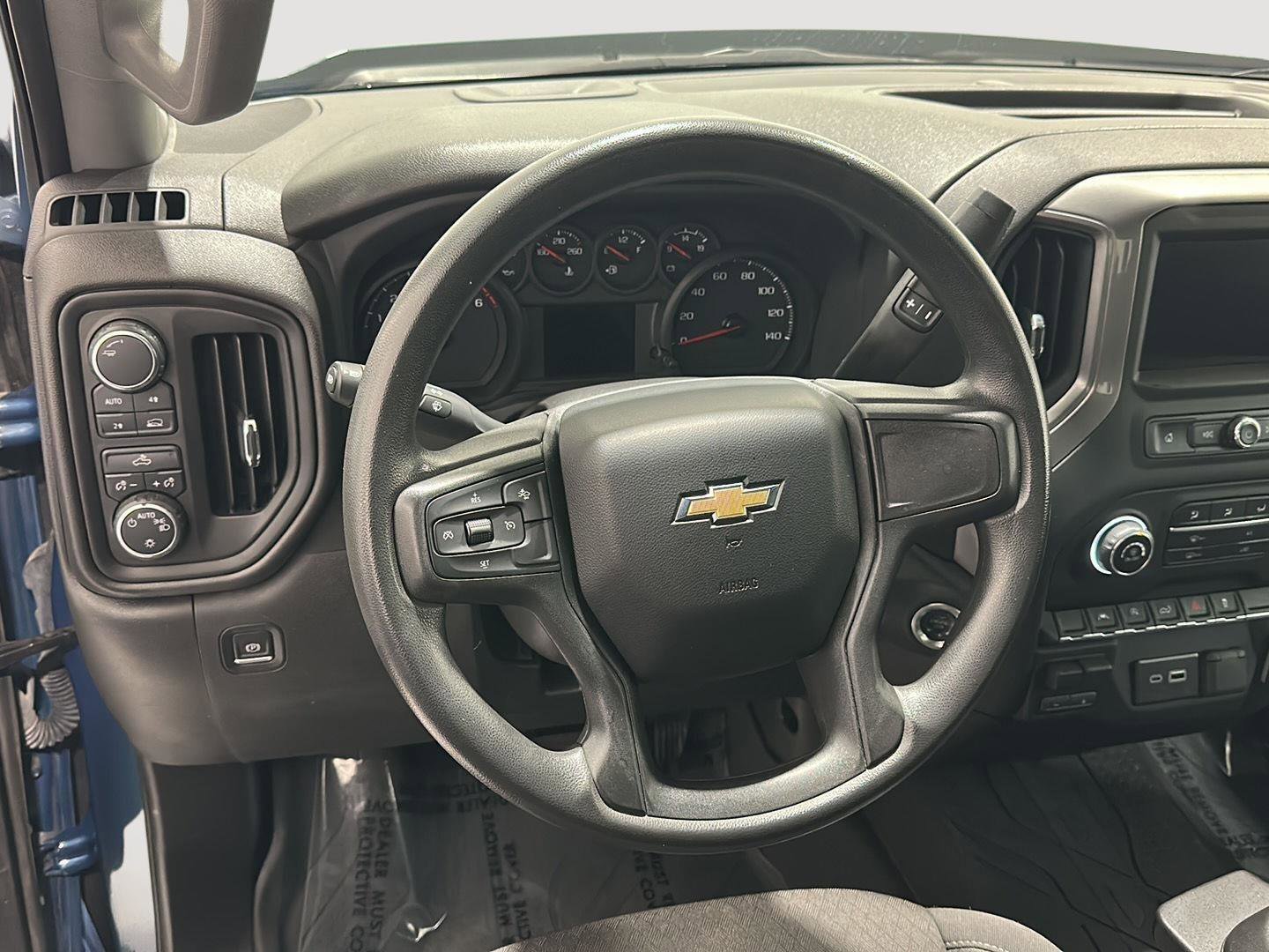 Used 2024 Chevrolet Silverado 1500 Custom image 10