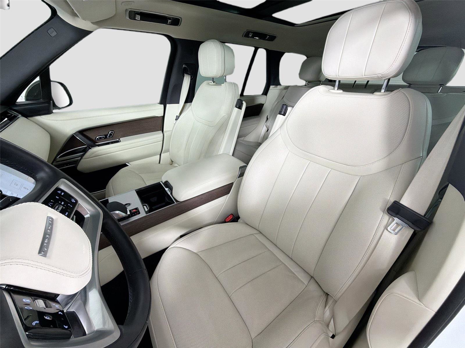 Certified 2025 Land Rover Range Rover SE AWD/4WD image 20