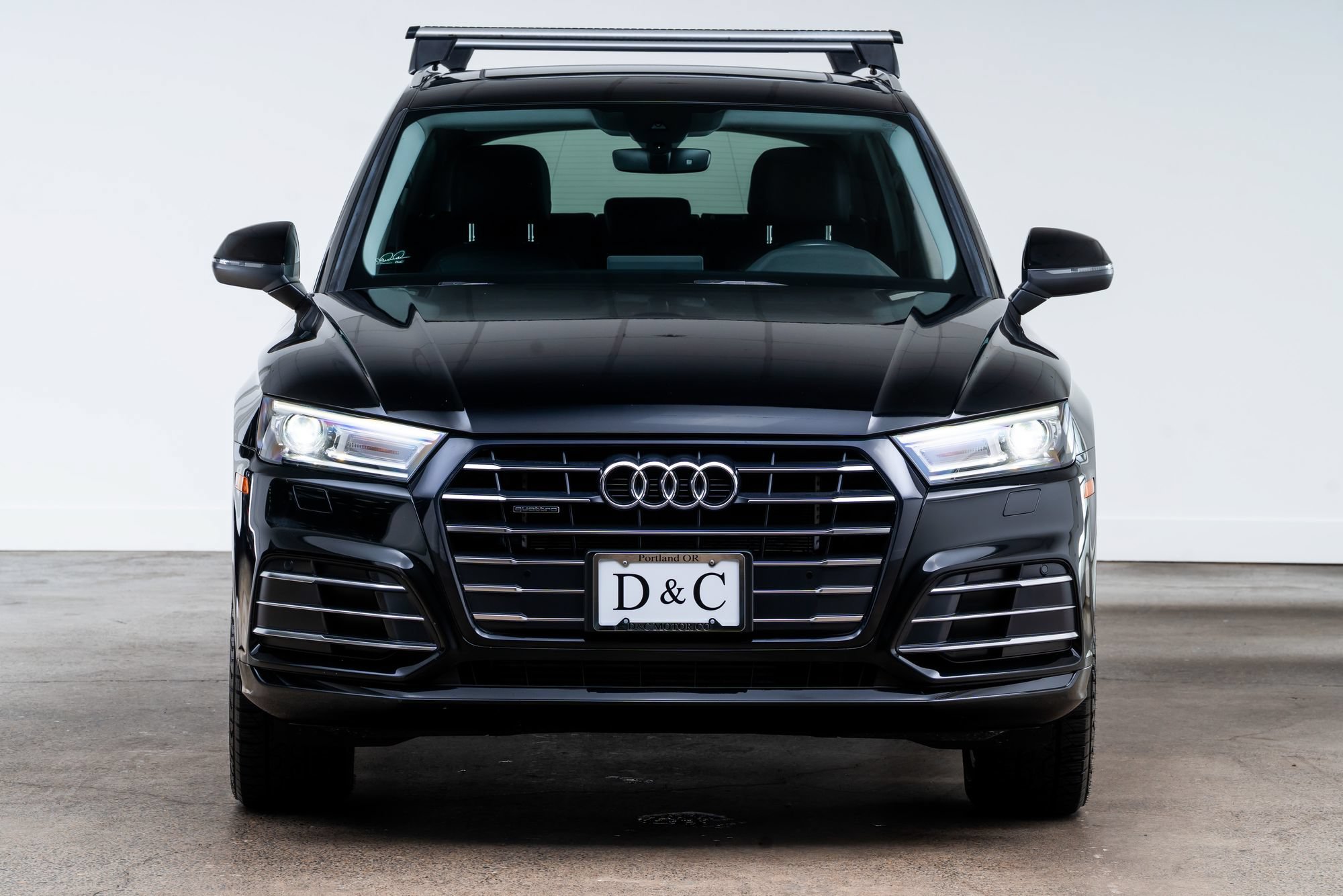 Used 2020 Audi Q5 e Premium w/ Convenience Package AWD/4WD image 2
