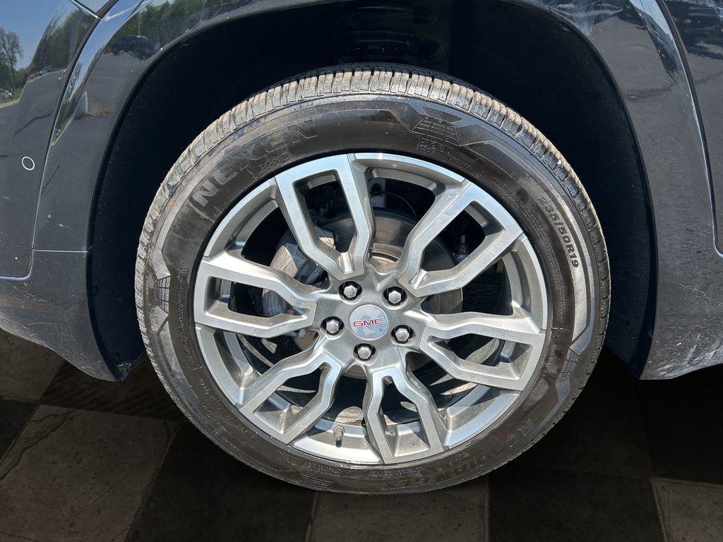 Certified 2024 GMC Terrain Denali w/ Denali Premium Package image 9