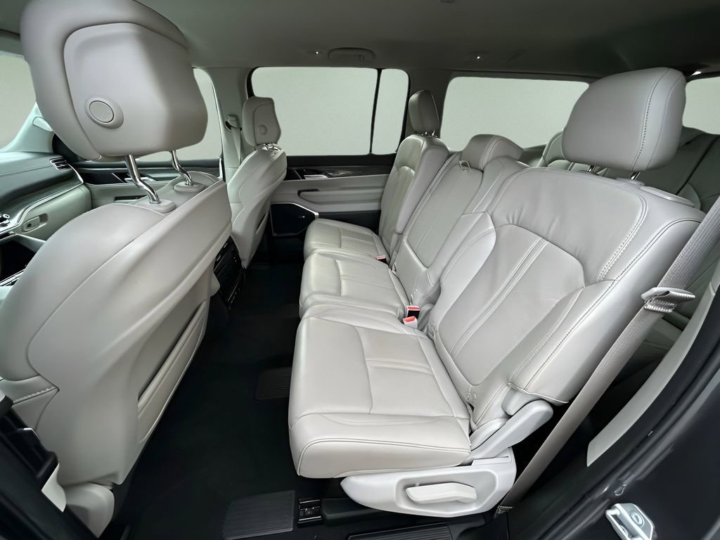 Used 2022 Jeep Wagoneer Series II image 19