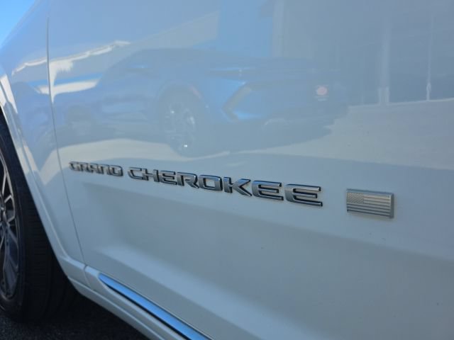 Used 2022 Jeep Grand Cherokee L Summit AWD/4WD image 14