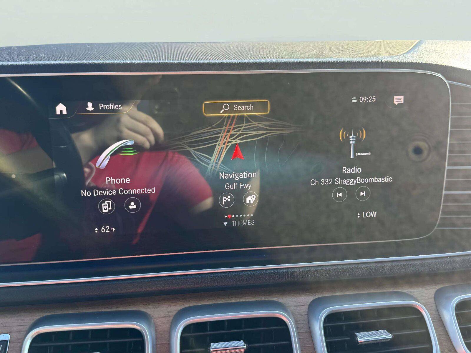 Used 2020 Mercedes-Benz GLS 450 4MATIC image 27