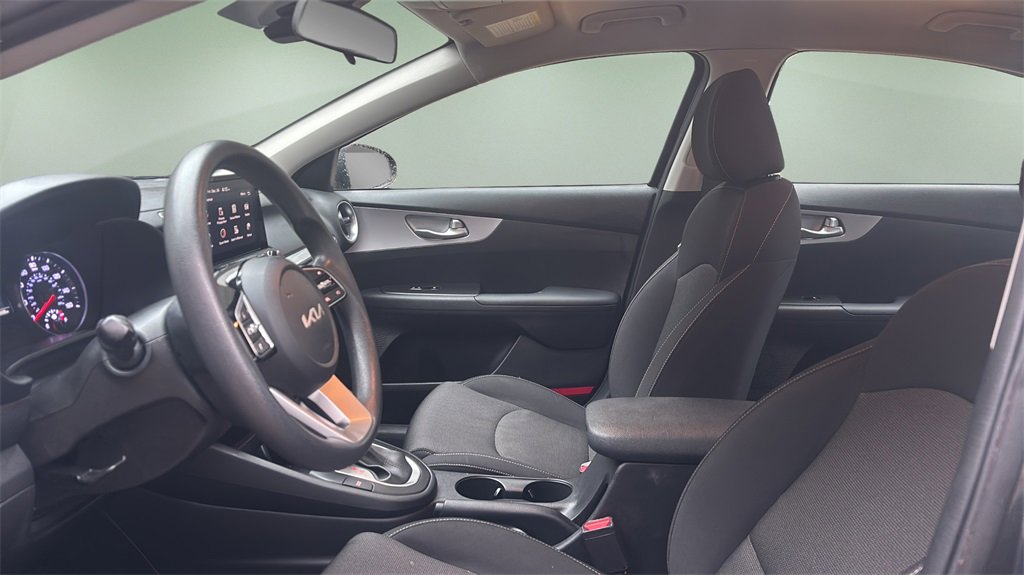 Used 2024 Kia Forte LXS image 16