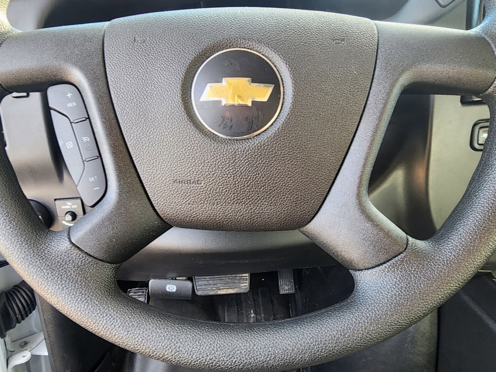 New 2024 Chevrolet Express 3500 w/ Power Convenience Package image 22