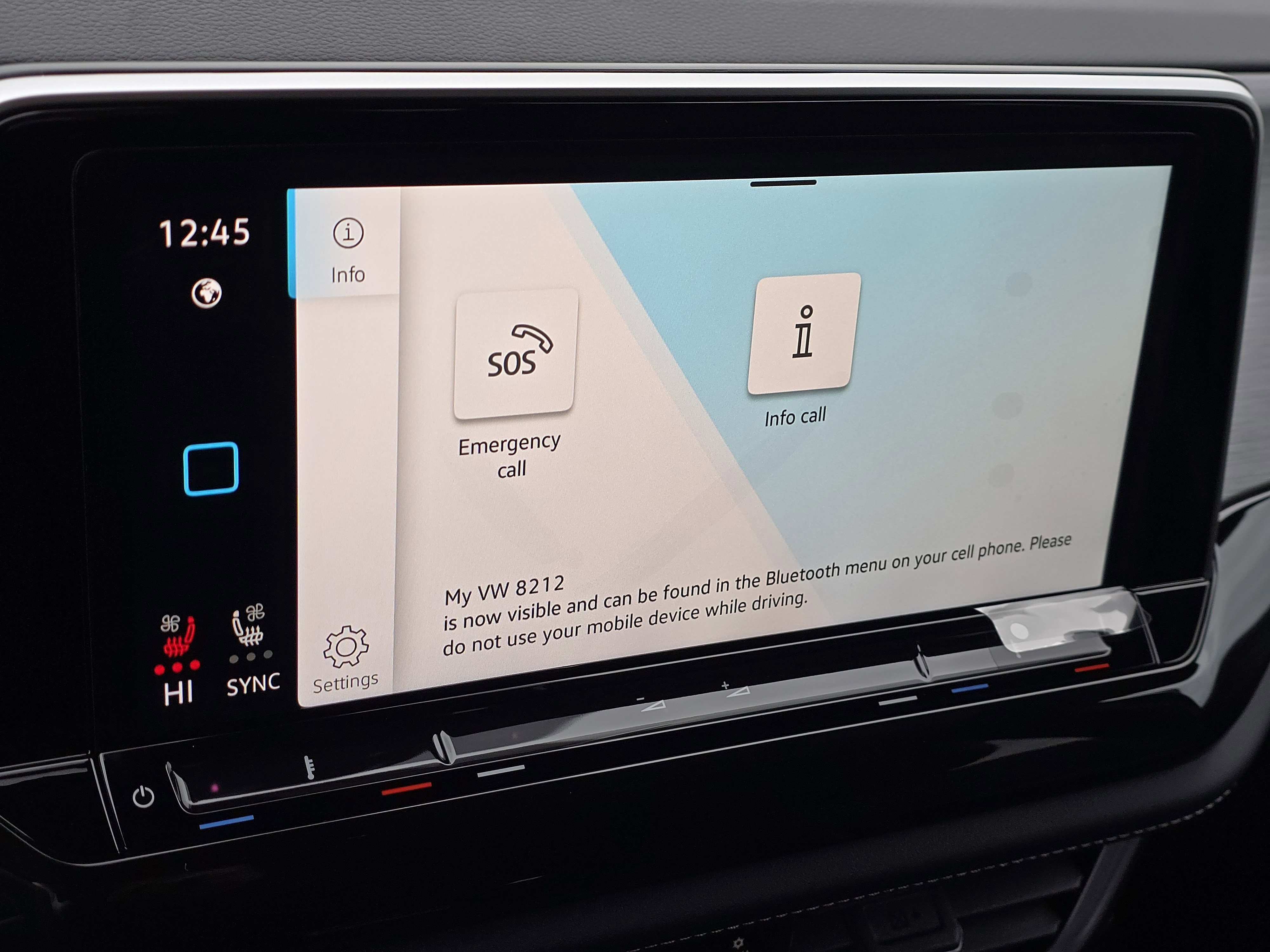 New 2026 Volkswagen Atlas Cross Sport SE image 12