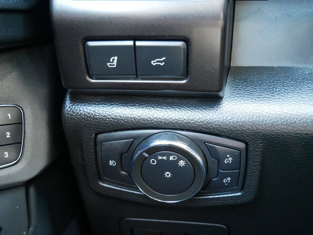 Used 2021 Ford Expedition Max Limited AWD/4WD image 32