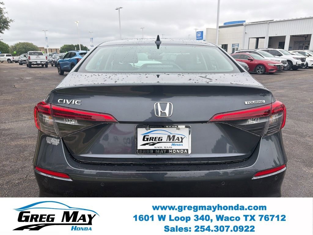 Used 2023 Honda Civic Touring image 4