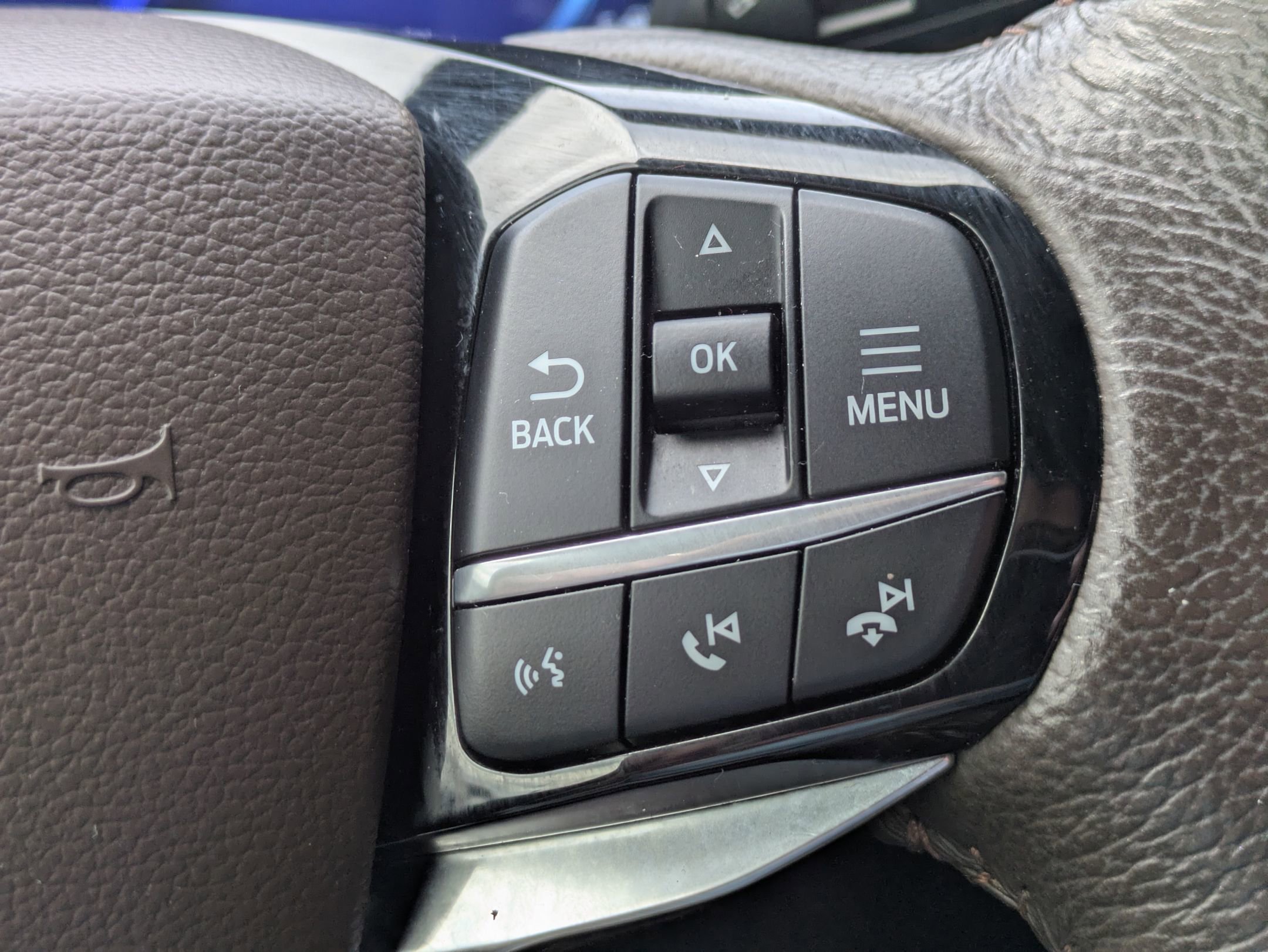 Used 2022 Ford Explorer King Ranch w/ Premium Technology Package image 14