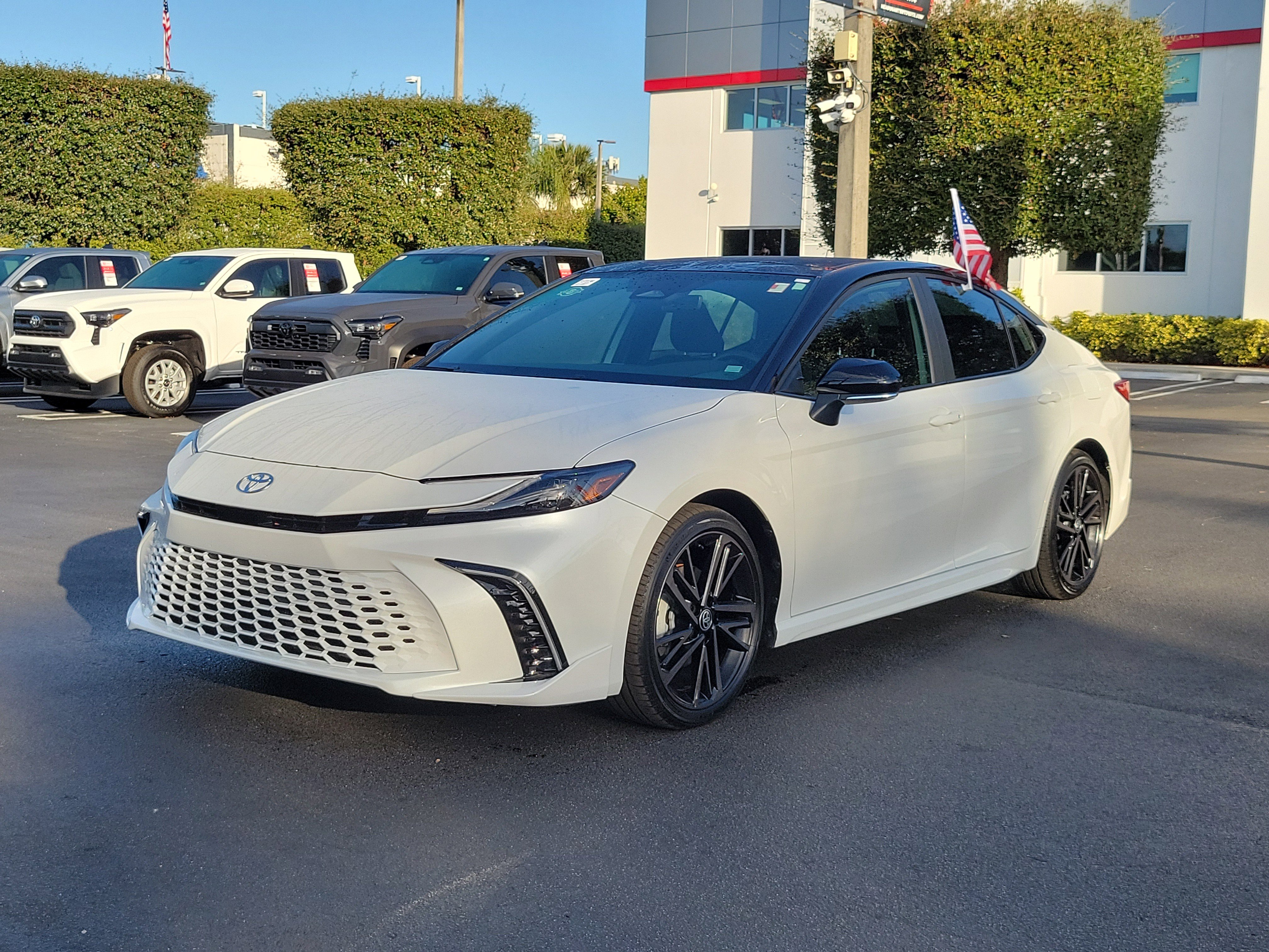 Used 2025 Toyota Camry XSE image 6