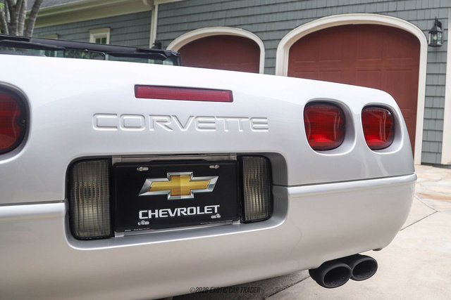 Used 1996 Chevrolet Corvette Convertible RWD image 79