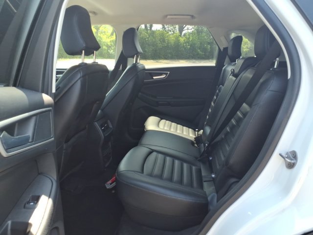 Used 2024 Ford Edge SEL w/ Convenience Package AWD/4WD image 9