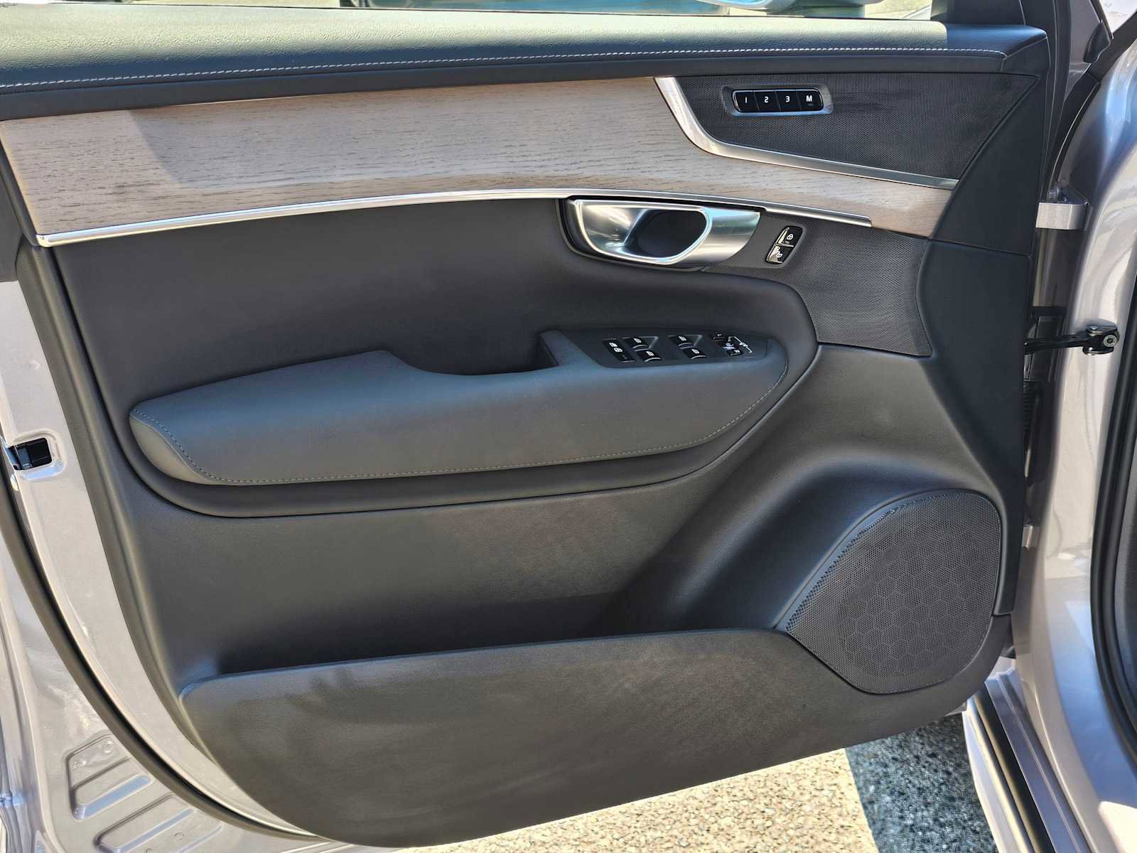 New 2026 Volvo XC90 B5 Plus image 20