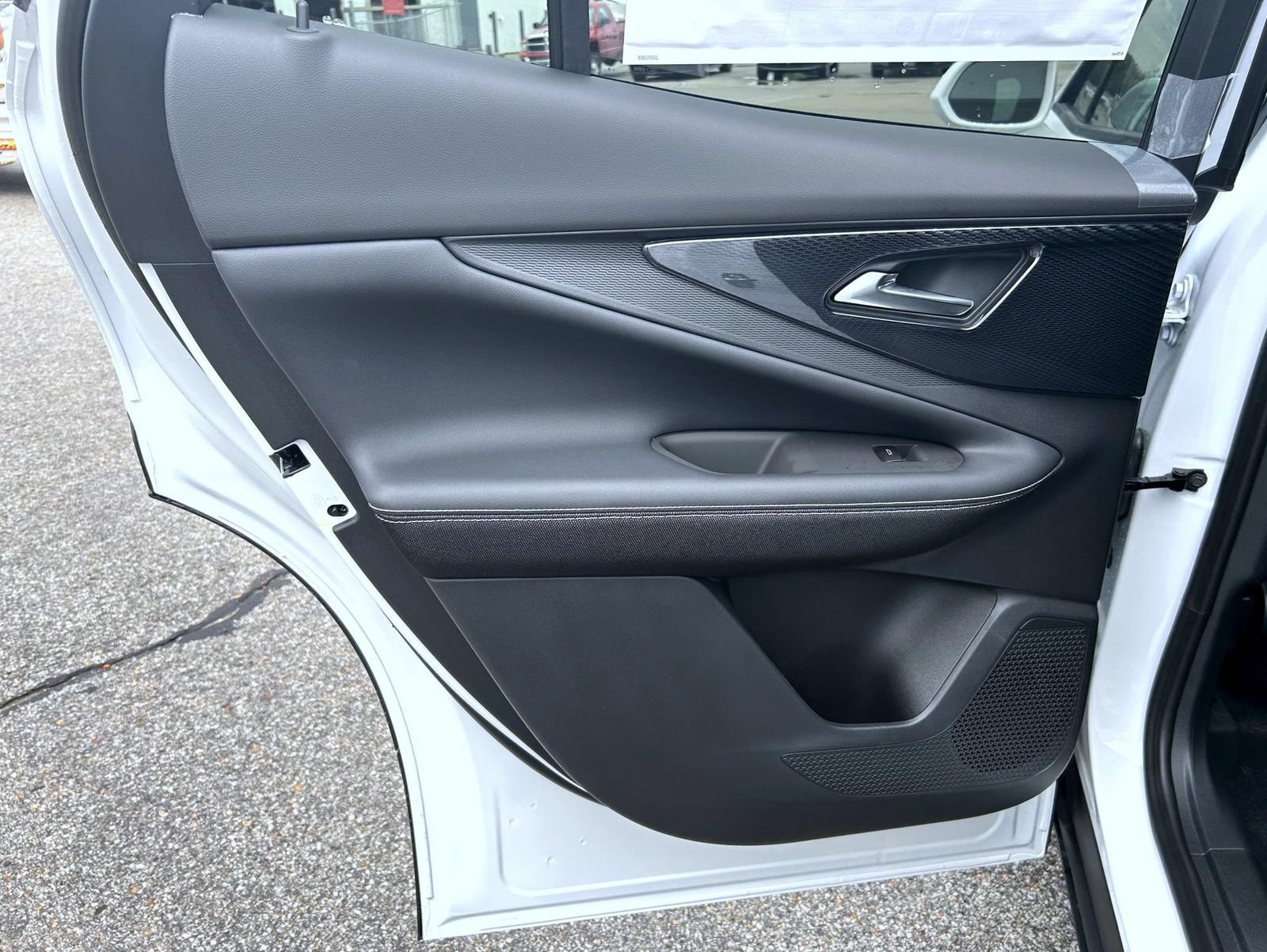 New 2026 Chevrolet Blazer EV LT AWD/4WD image 17