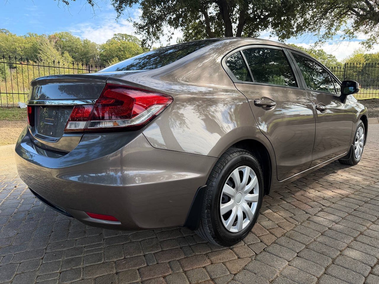 Used 2013 Honda Civic LX image 4