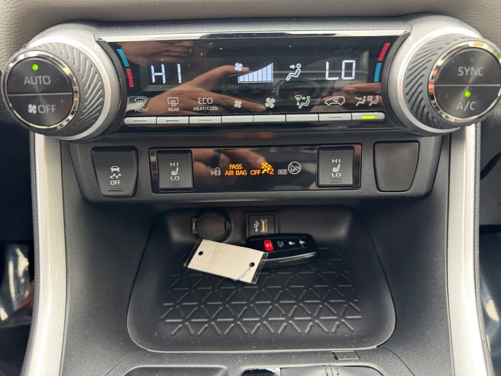 Used 2024 Toyota RAV4 XLE w/ Convenience Package image 23