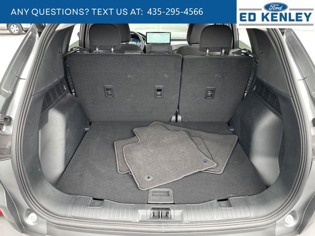 Used 2025 Ford Escape Active w/ Active Premium Tech Pack image 27