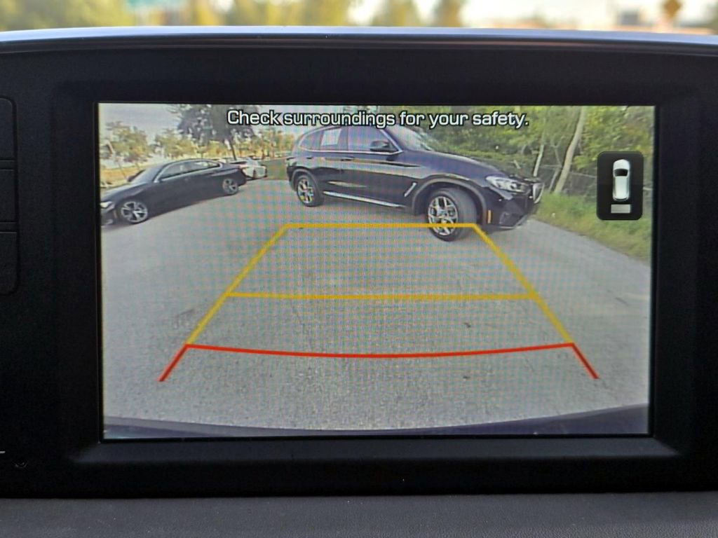 Used 2020 Hyundai Santa Fe SEL image 14