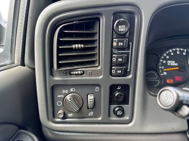 Used 2007 GMC Sierra 1500 SLE w/ Extended Cab Value Package AWD/4WD image 15