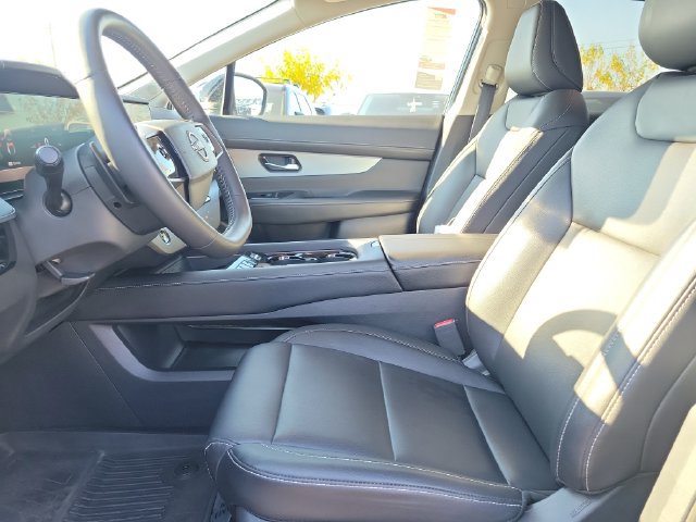 Certified 2025 Nissan Murano SL w/ Cargo Package AWD/4WD image 16