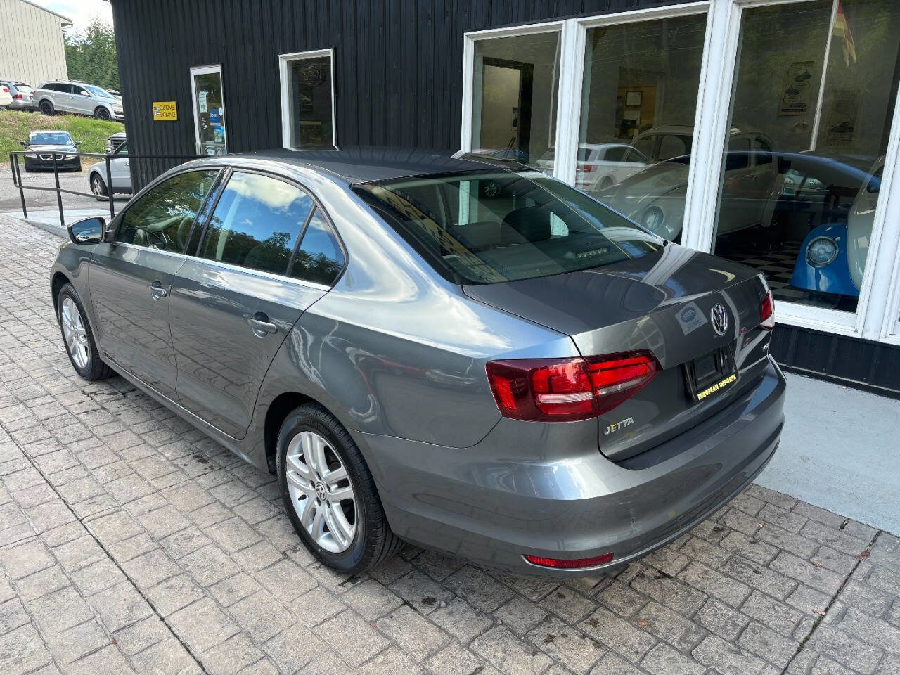 Used 2017 Volkswagen Jetta S image 8