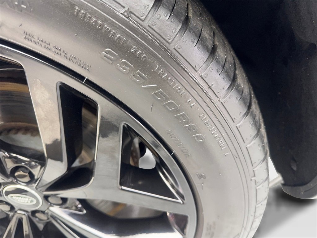 Used 2023 Land Rover Range Rover Evoque S image 90