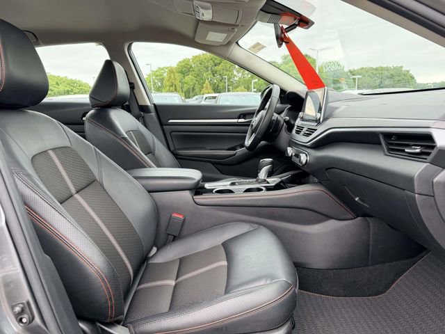 Used 2025 Nissan Altima 2.5 SR AWD/4WD image 10