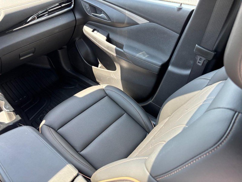 Certified 2025 Buick Envista Avenir FWD image 15