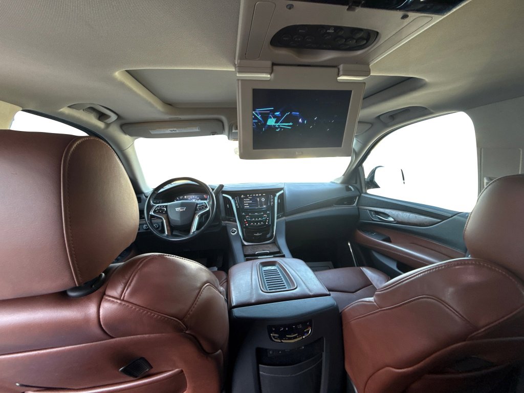 Used 2019 Cadillac Escalade Luxury image 31