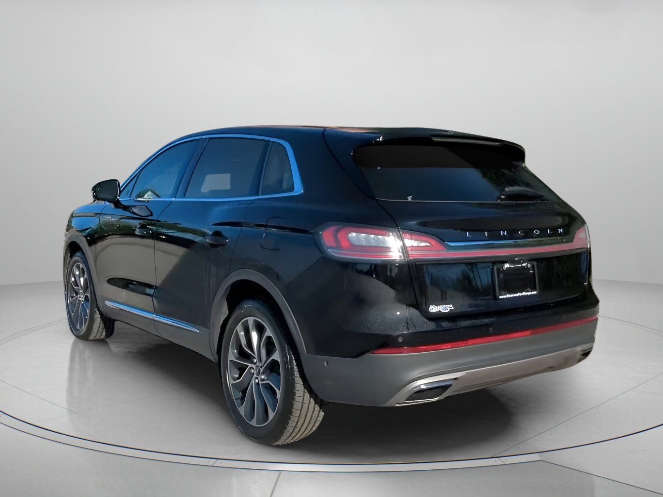 Used 2023 Lincoln Nautilus Reserve w/ Equipment Group 201A image 22