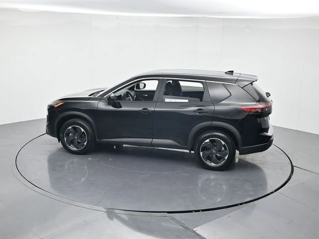 Used 2025 Nissan Rogue SV image 42