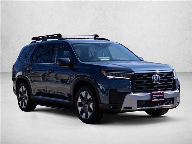 New 2026 Honda Pilot Touring image 3