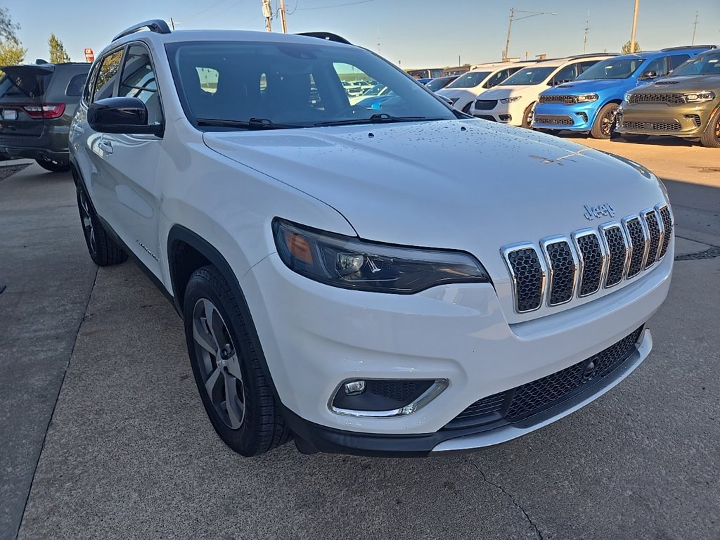 Used 2022 Jeep Cherokee Limited AWD/4WD image 38