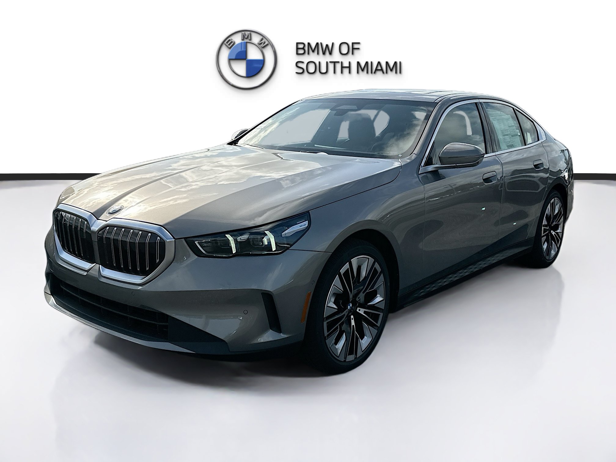 New 2027 BMW 530i RWD image 3