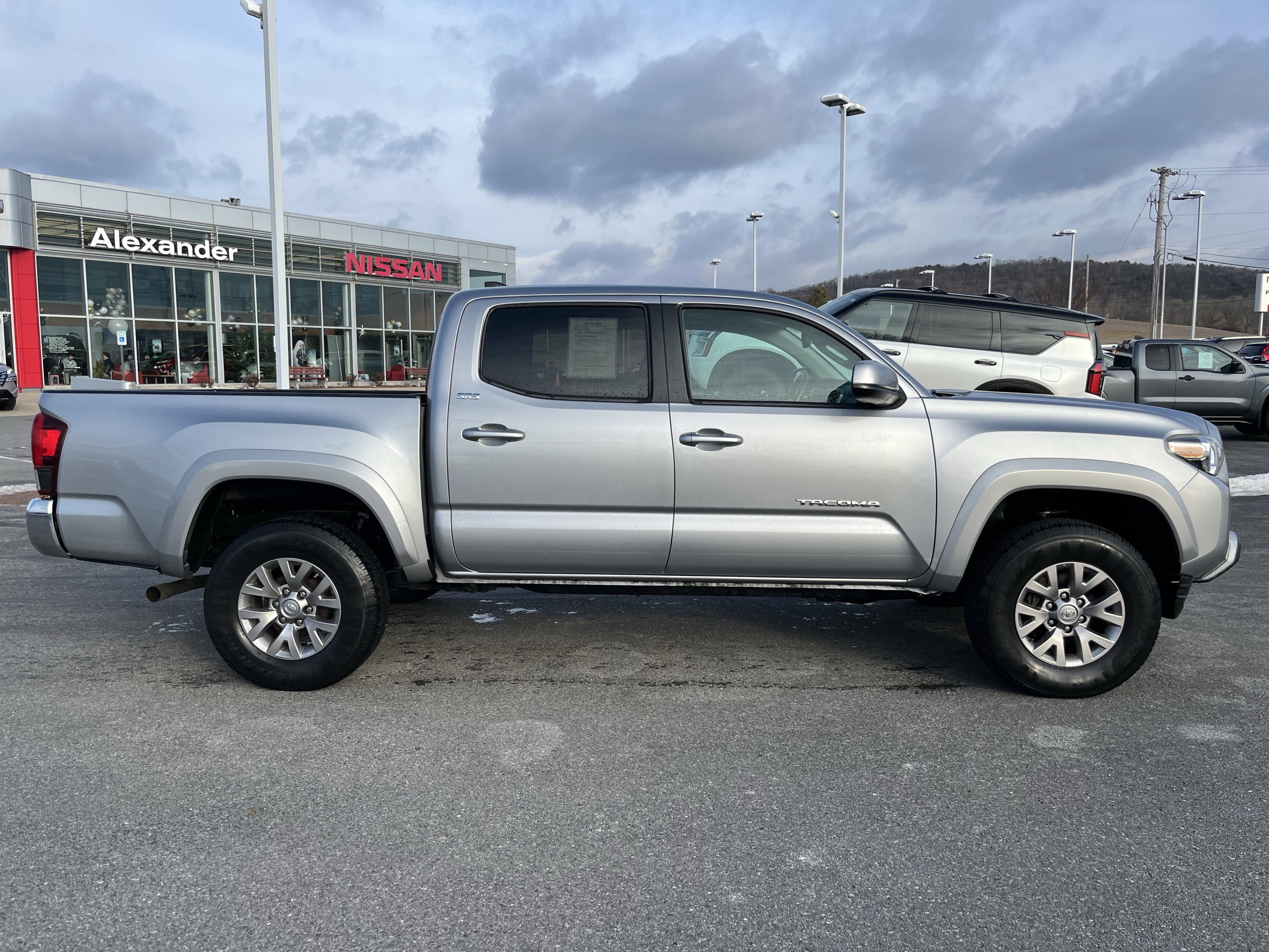 Used 2019 Toyota Tacoma SR5 video 2