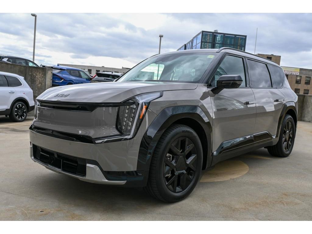 New 2026 Kia EV9 Land w/ Nightfall Edition Package image 4