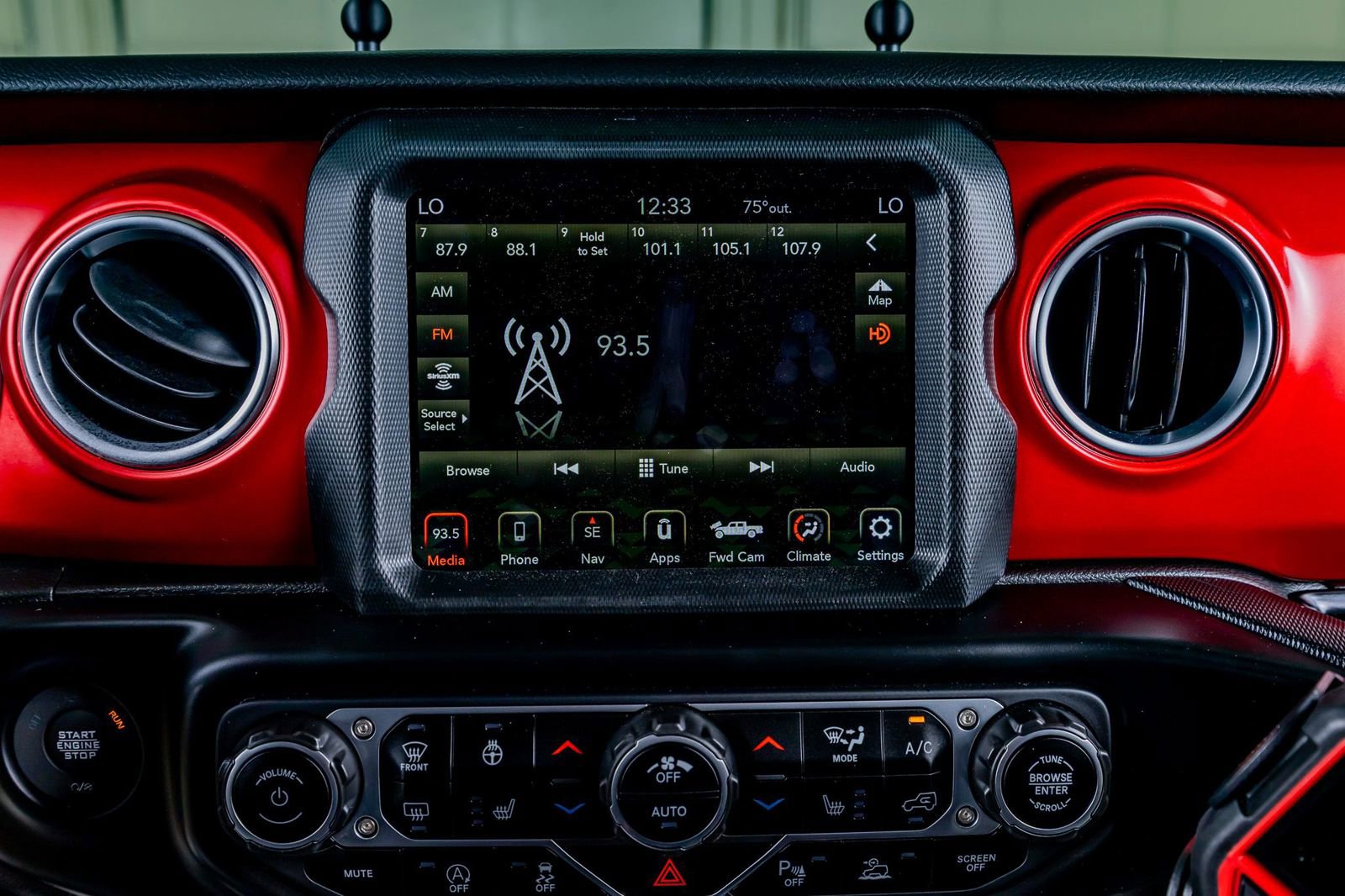 Used 2023 Jeep Gladiator Rubicon w/ LED Lighting Group image 25