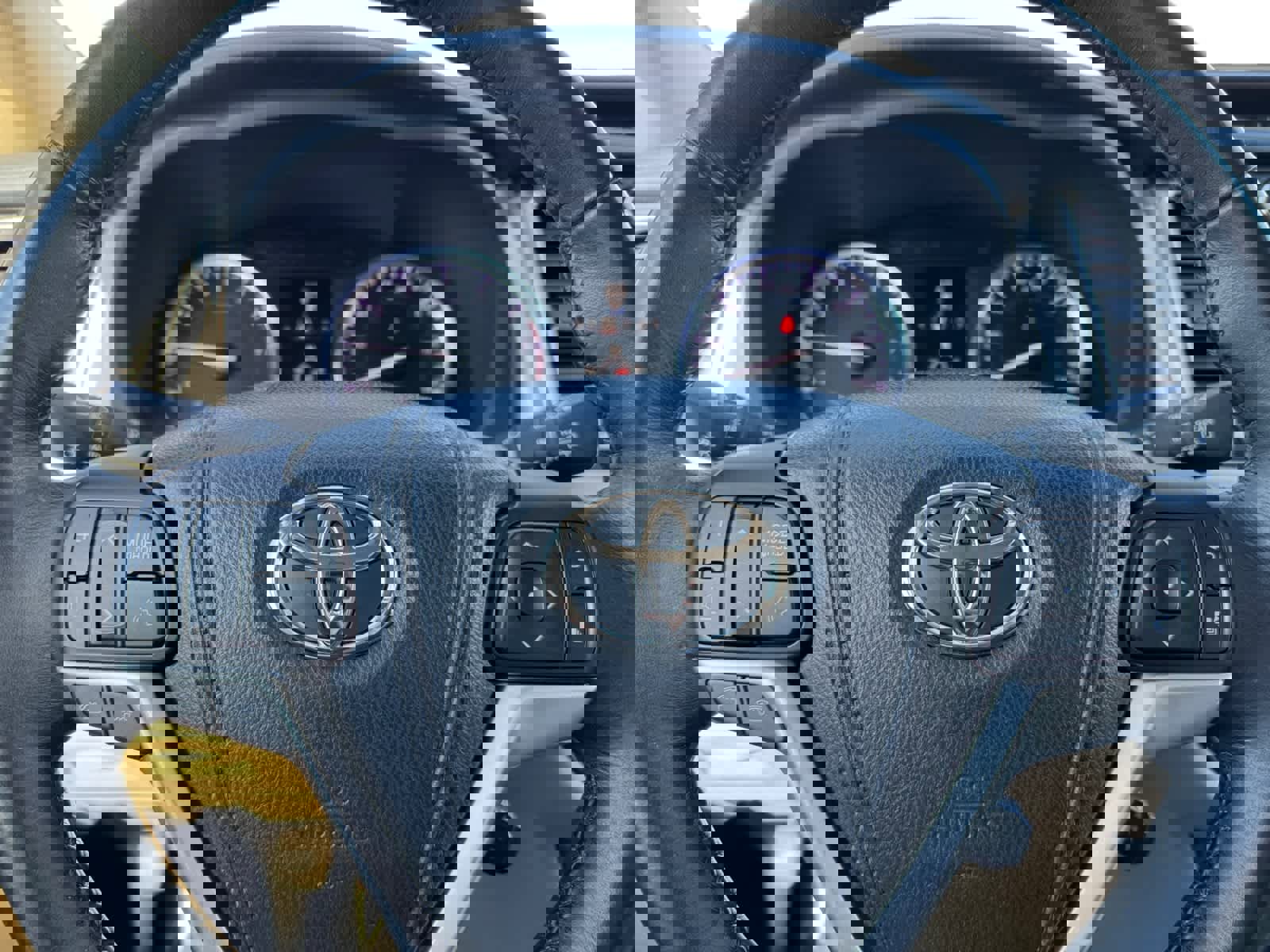 Used 2015 Toyota Highlander XLE AWD/4WD image 20