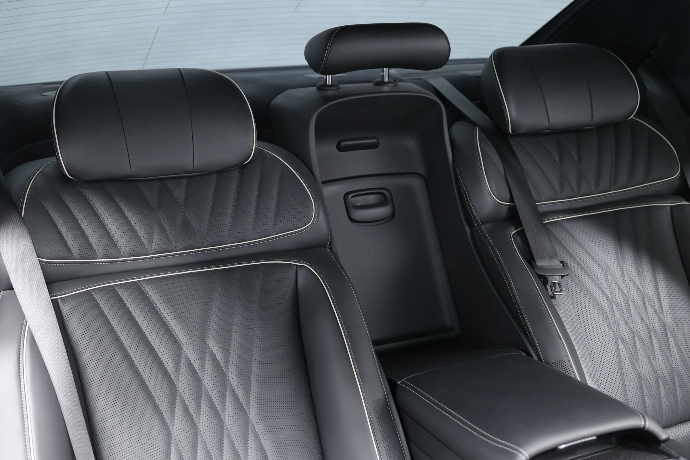Used 2024 Genesis G90 3.5T AWD/4WD image 98