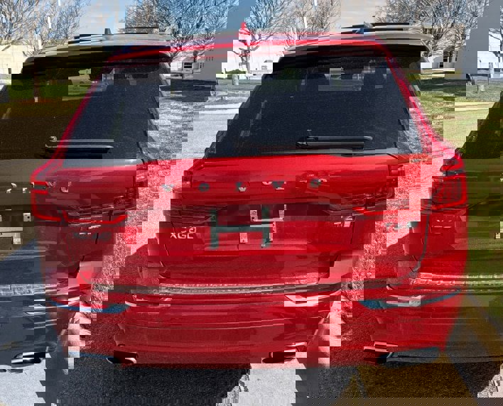 Used 2019 Volvo XC60 T6 Inscription w/ Protection Package Premier image 6