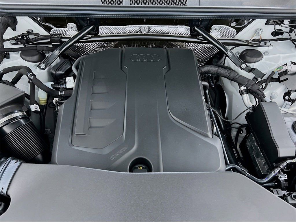 New 2025 Audi Q5 Premium Plus image 32