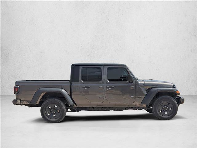 Used 2024 Jeep Gladiator Sport AWD/4WD image 4