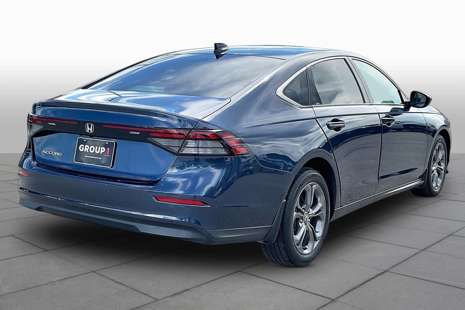 Used 2023 Honda Accord EX image 13