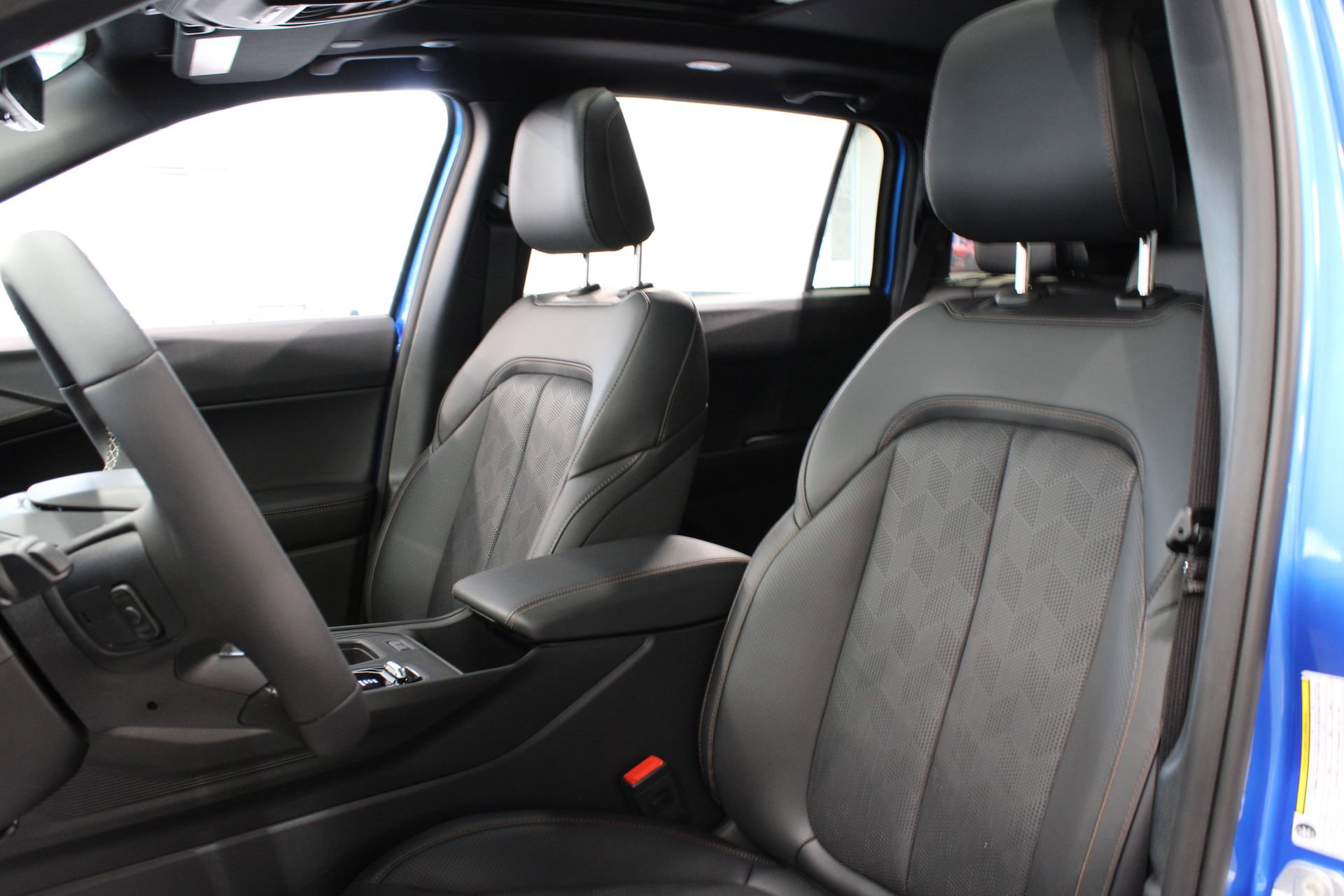 New 2026 Jeep Cherokee Overland image 12