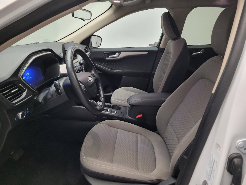 Used 2020 Ford Escape SE Sport FWD image 17