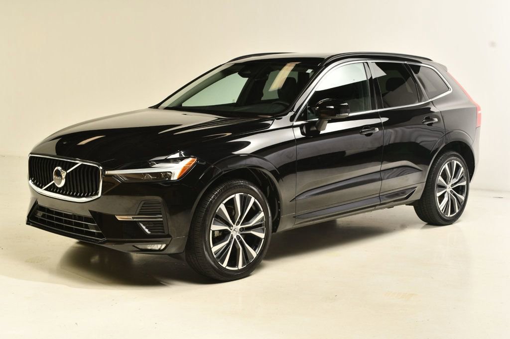 Used 2022 Volvo XC60 B5 Momentum w/ Protection Package Premier image 2